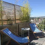 *astoria 7* Rooftop Cosy A דירה